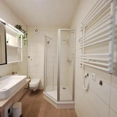 Kuestenwald - Igel Und *